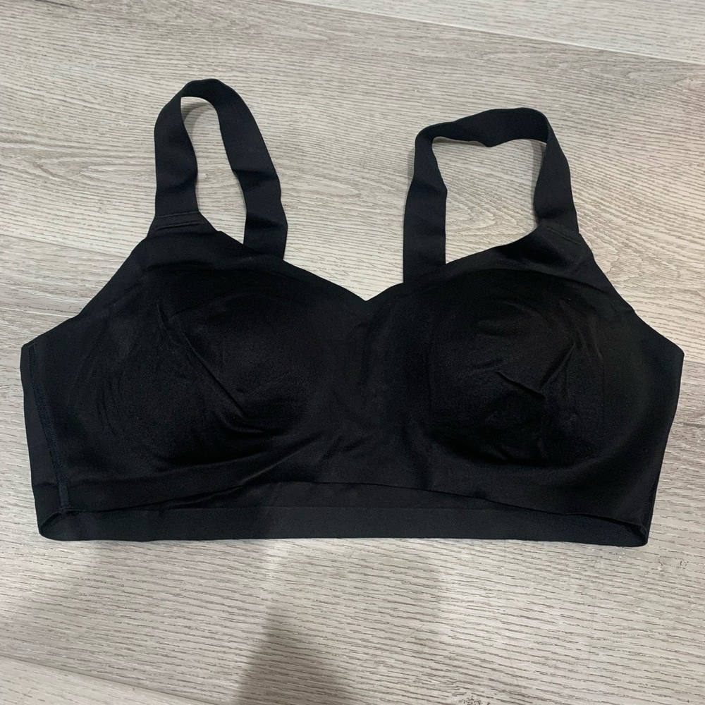 Victoria secret sport bra M